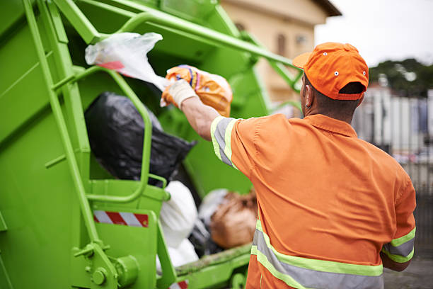 Best Yard Cleanup Services  in St James, NY